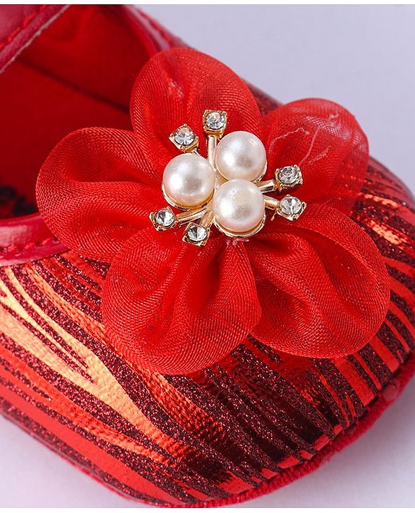 Cute Walk by Babyhug Booties Floral Applique - Red