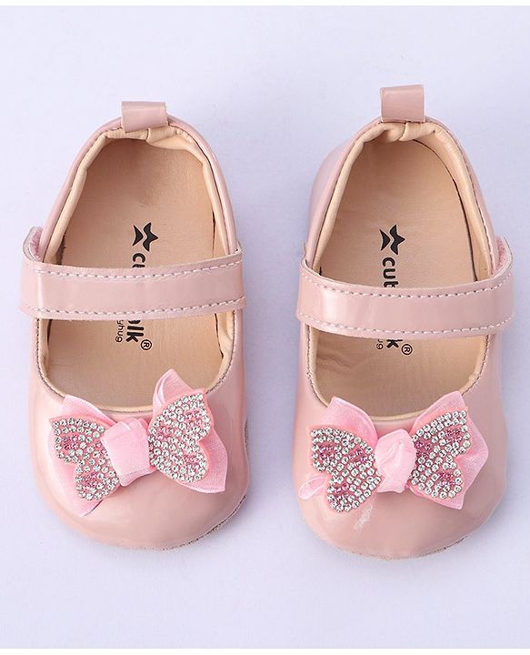 Cute Walk by Babyhug Velcro Closure Booties Bow Applique - Pink