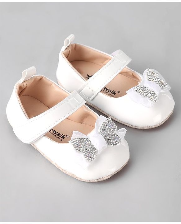 Cute Walk by Babyhug Velcro Closure Booties Bow Applique - White