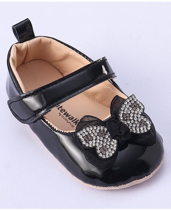 Cute Walk by Babyhug Velcro Closure Booties Bow Applique - Black