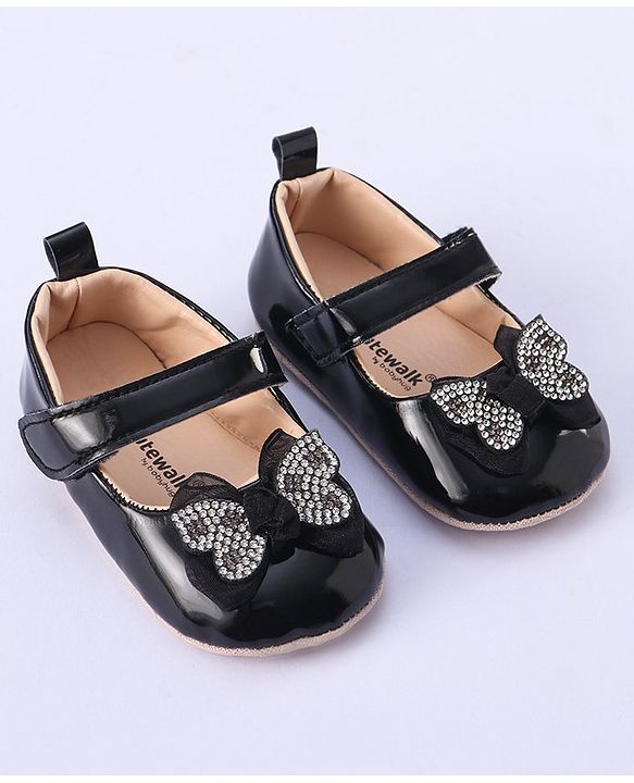 Cute Walk by Babyhug Velcro Closure Booties Bow Applique - Pink