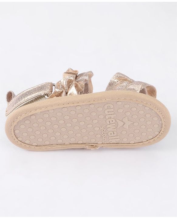 Cute Walk by Babyhug Velcro Closure Booties - Brown