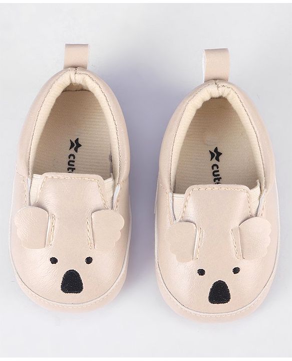 Cute Walk by Babyhug Slip On Booties - Cream