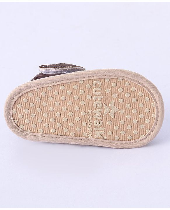 Cute Walk by Babyhug Velcro Closure Booties - Brown