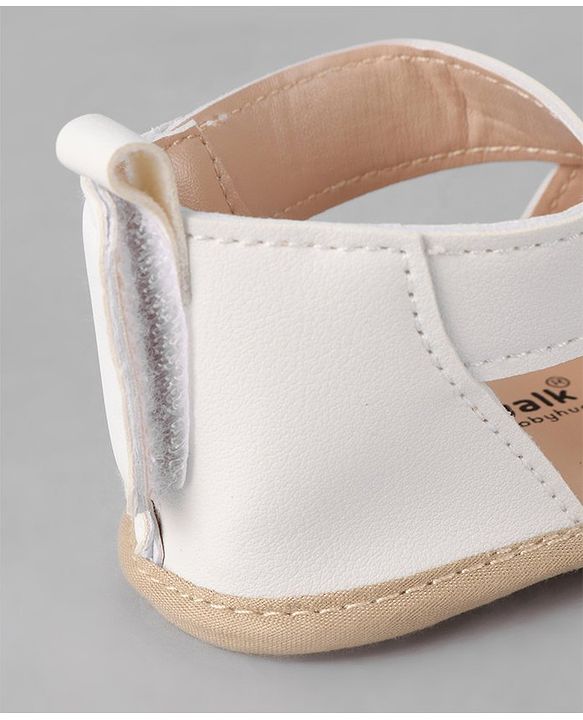 Cute Walk by Babyhug Velcro Closure Booties - Black