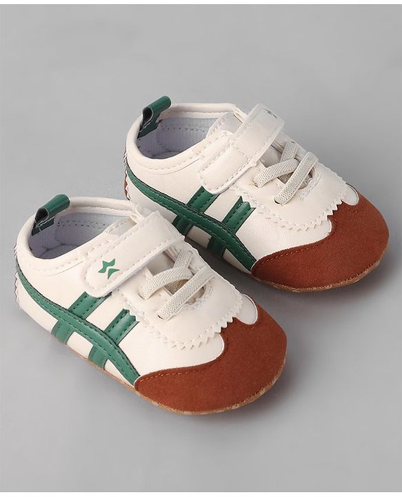 Cute Walk by Babyhug Velcro Closure Booties - White & Brown