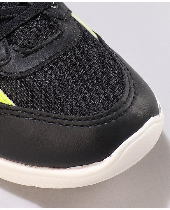 Cute Walk by Babyhug Sneakers with Velcro Closure - Black & Blue