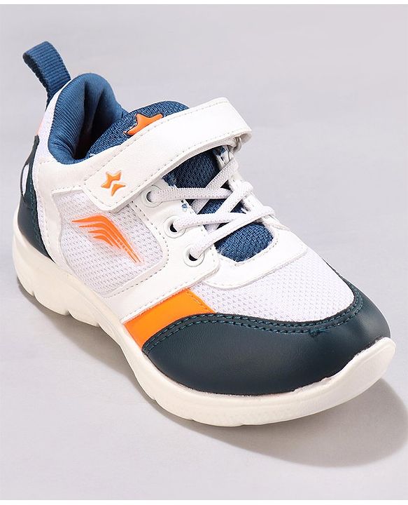 Cute Walk by Babyhug Sneakers with Velcro Closure - Black & Blue
