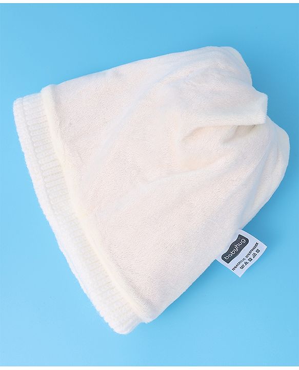 Babyhug Woollen Cap with Cable Knit Design & Pom Pom Detailing - Pink