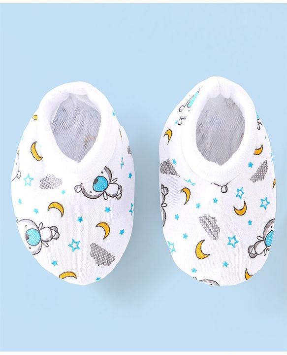 Babyhug 100% Cotton Cap Mittens & Booties Set Teddy Print - White