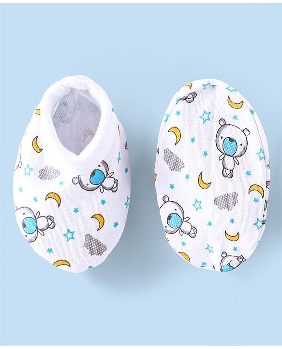 Babyhug 100% Cotton Cap Mittens & Booties Set Teddy Print - White