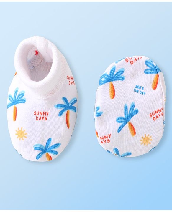Babyhug 100% Cotton Cap Mittens & Booties Tropical Print White - Diameter 10 cm