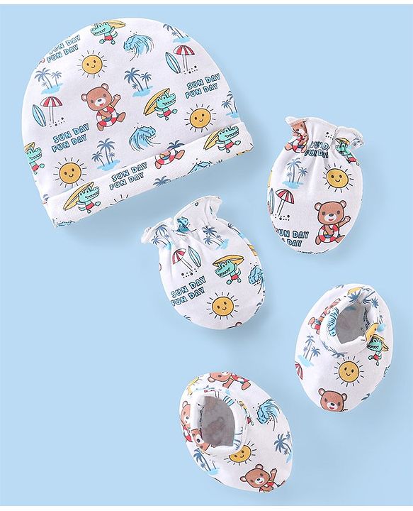 Babyhug 100% Cotton Cap Mittens & Booties with Beach Theme -White
