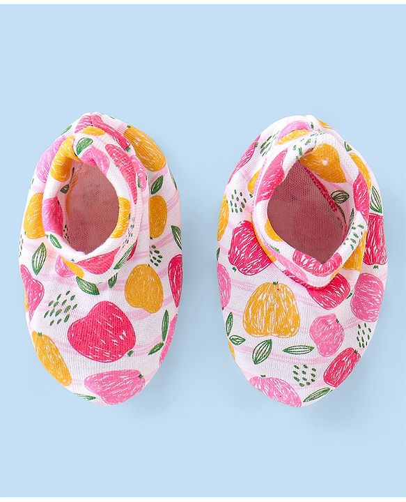 Babyhug 100% Cotton Cap Mittens & Booties with Apple Print- Multicolor