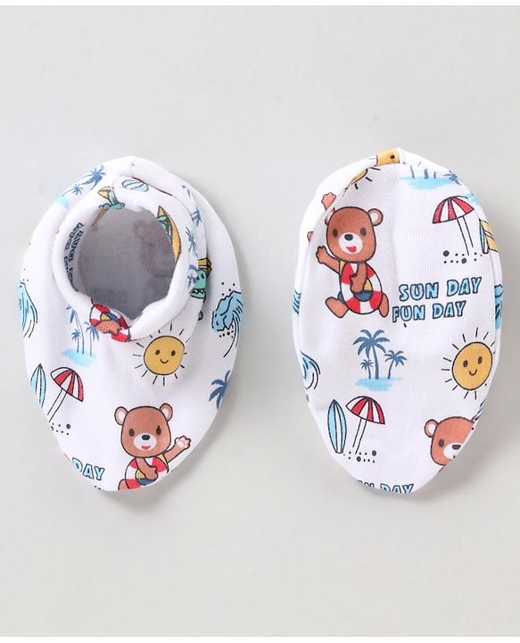 Babyhug 100% Cotton Mittens & Booties Beach Print - White