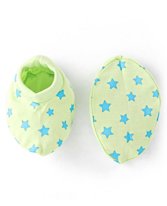 Babyhug 100% Cotton Knit Mittens & Booties Set with Star Print - Green