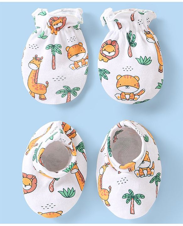 Babyhug 100% Cotton Mittens & Booties Set Animal Print - White