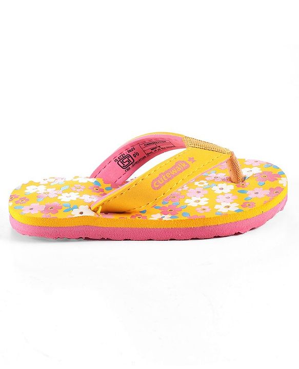 Cute Walk by Babyhug Slip On Flip Flops Floral Print - Yellow & Pink