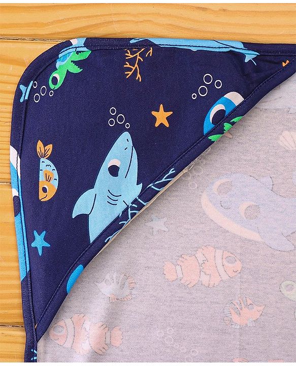 Babyhug Interlock Hooded Wrappers With Dolphin Print L 76.2 x B 76.2 cm - Blue
