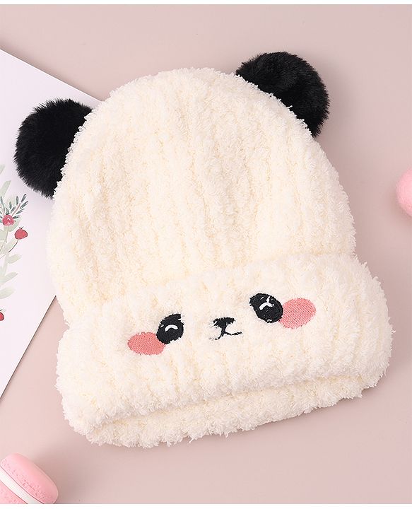 Babyhug Woolen Cap with Applique - White