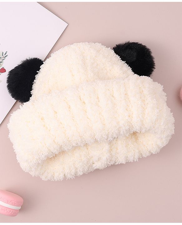 Babyhug Woolen Cap with Applique - White