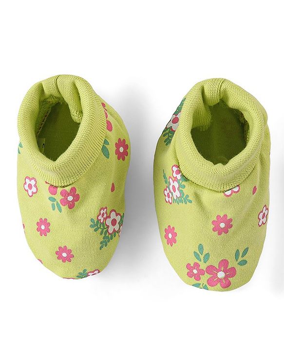 Babyhug 100% Cotton Cap Mittens & Booties Set Floral Print - Green