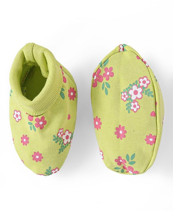 Babyhug 100% Cotton Cap Mittens & Booties Set Floral Print - Green