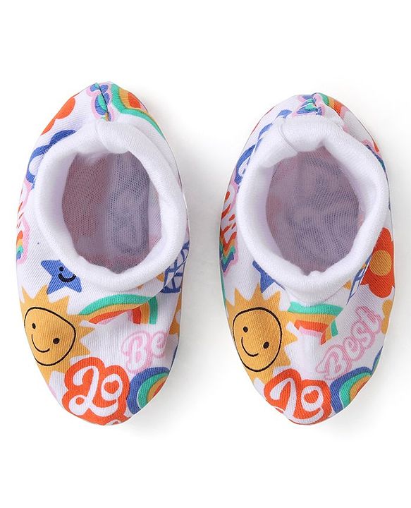 Babyhug 100% Cotton Cap Mittens & Booties Set Text Print Multicolour - Diameter  11.5 cm