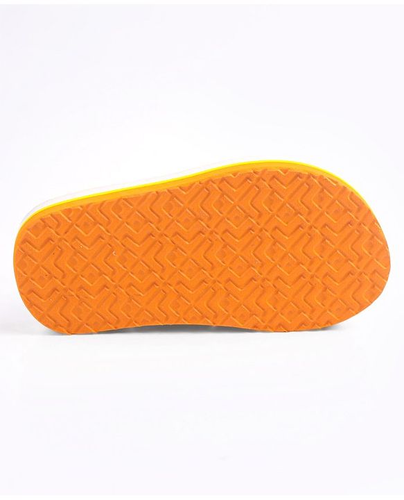 Cute Walk by Babyhug Flip Flops with Back Strap Closure - Red Orange & Blue