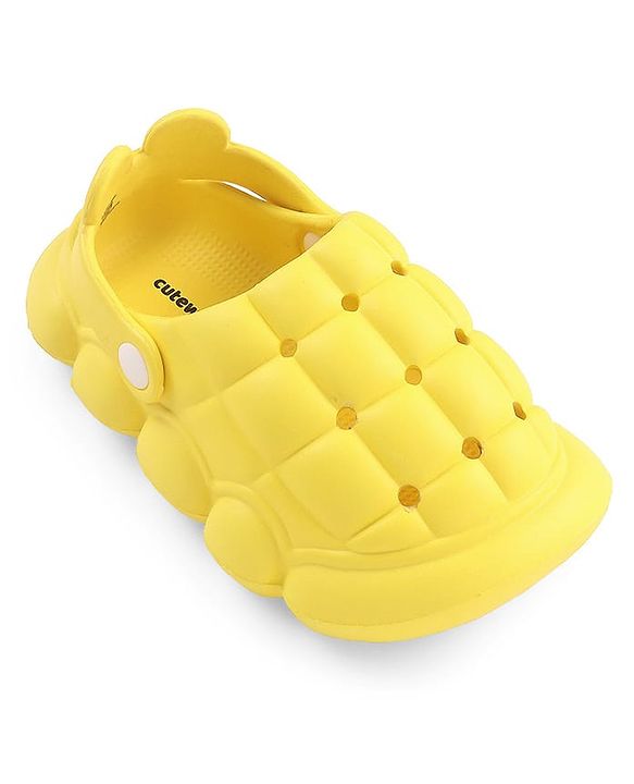 Cute Walk by Babyhug Clogs with Back Strap Closure - Green