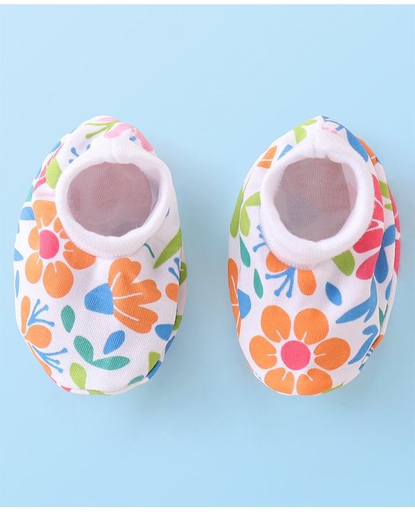 Babyhug 100% Cotton Cap Mittens & Booties Floral Printed - Multicolor