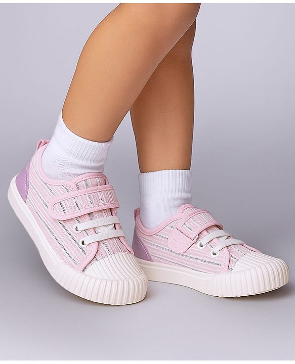 Cute Walk by Babyhug Casual Shoes with Velcro Closure - Pink