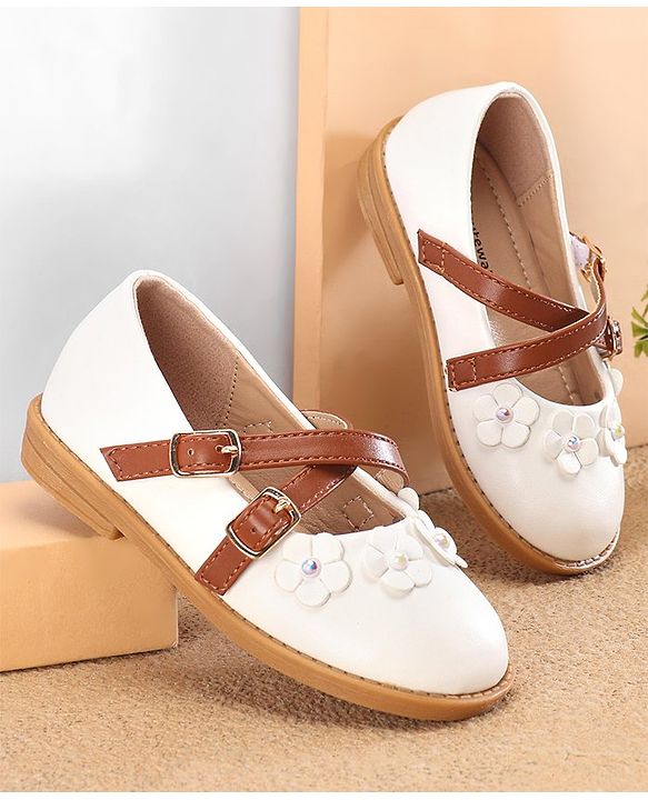 Cute Walk By Babyhug Ballerinas With Velcro Closure & Floral Applique - White