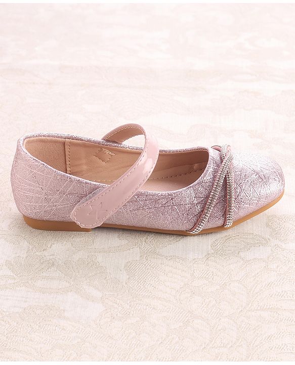 Cute Walk by Babyhug Ballerinas With Velcro Closure & Bow Applique - Pink