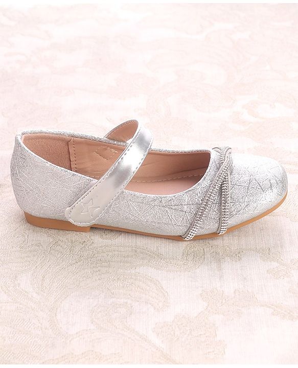 Cute Walk by Babyhug Ballerinas With Velcro Closure & Knot Applique - Silver