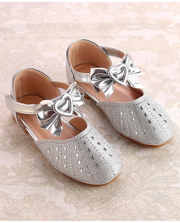 Cute Walk by Babyhug Ballerinas With Velcro Closure & Knot Applique - Silver