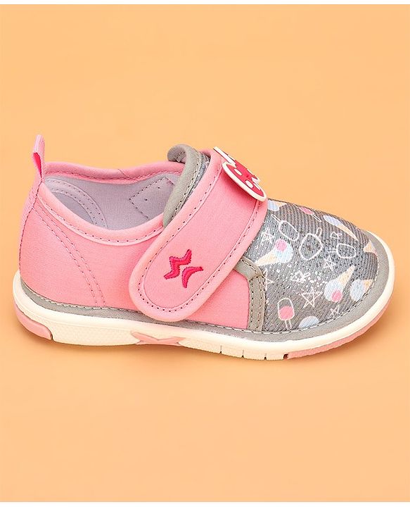 Cute Walk by Babyhug Velcro Closure & Bow Applique Casual Shoes - Pink