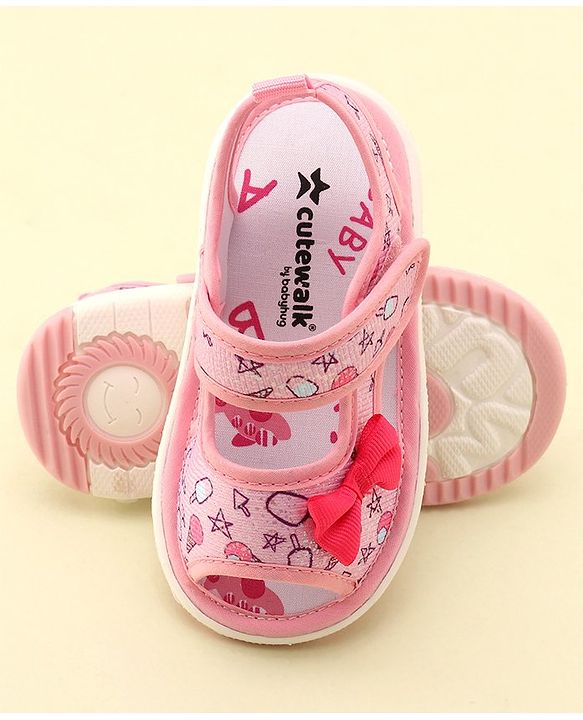 Cute Walk by Babyhug Slip On Musical Sandals with Velcro Closure & Stars Print - Pink