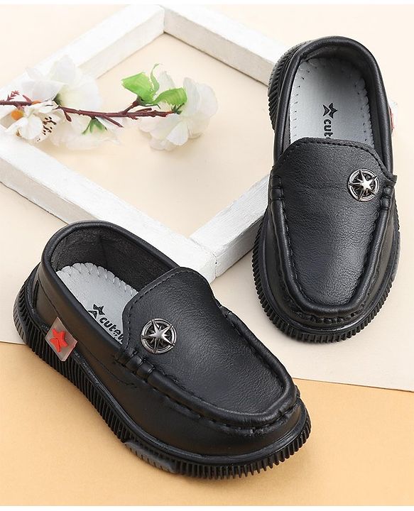 Cute Walk by Babyhug Slip On Solid Formal Shoes Star Applique - Black