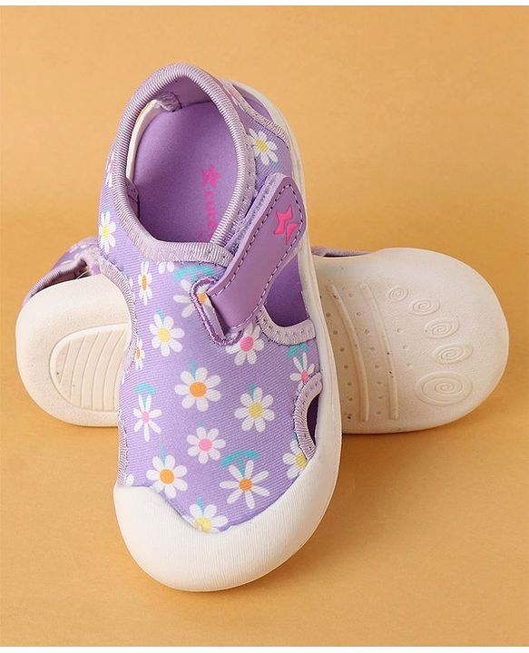 Cute Walk by Babyhug Slip On Sandals with Velcro Closure Floral Print - Purple