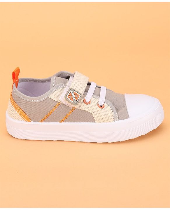 Cute Walk by Babyhug Slip On Casual Shoes with Velcro Closure - Grey