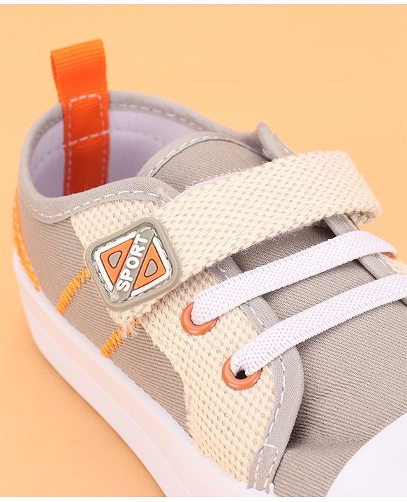 Cute Walk by Babyhug Slip On Casual Shoes with Velcro Closure - Grey