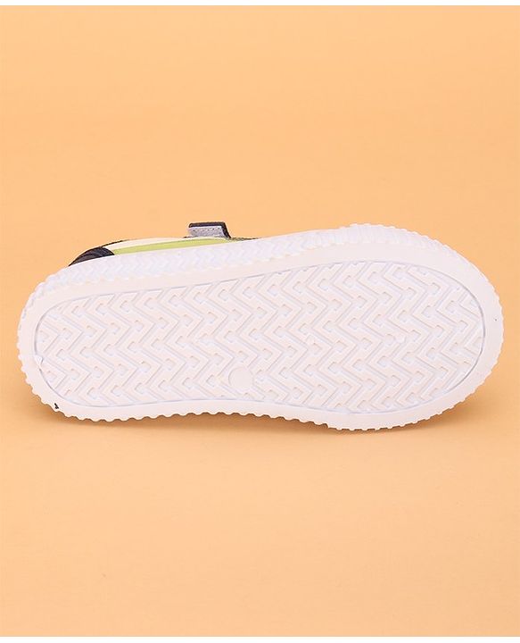 Cute Walk by Babyhug Casual Shoes with Velcro Closure - Blue