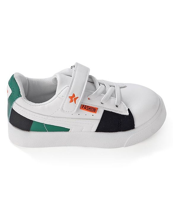 Cute Walk by Babyhug Velcro Closure Sneakers -White Green & Black
