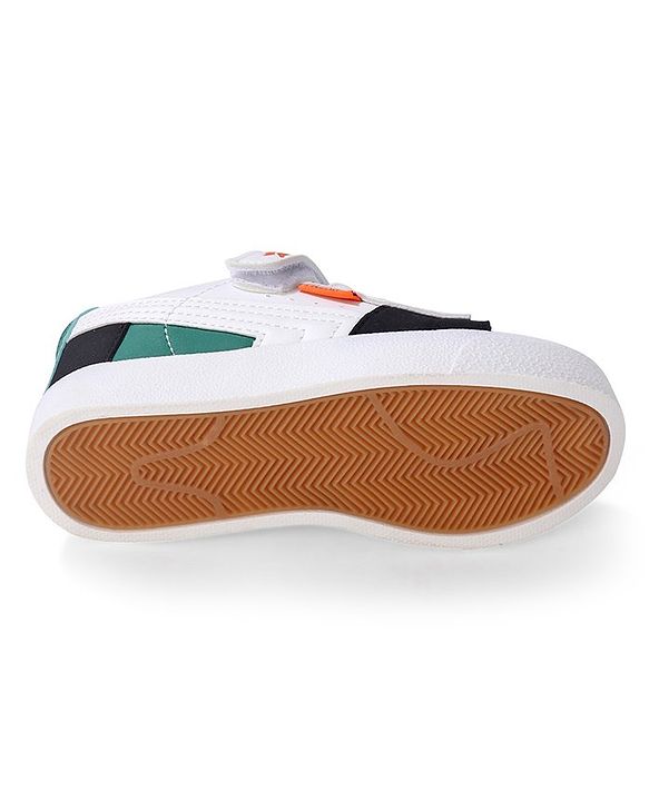 Cute Walk by Babyhug Velcro Closure Sneakers -White Green & Black