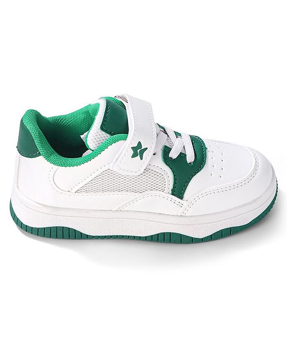 Cute Walk by Babyhug Velcro Closure Sneakers - White & Green