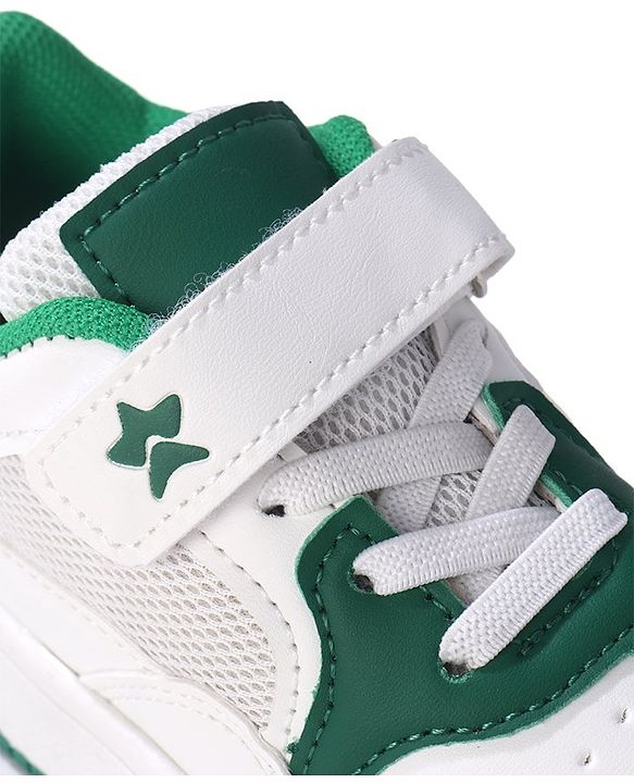 Cute Walk by Babyhug Velcro Closure Sneakers - White & Green