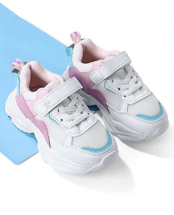 Cute Walk by Babyhug Velcro Closure Sneakers - White & Pink
