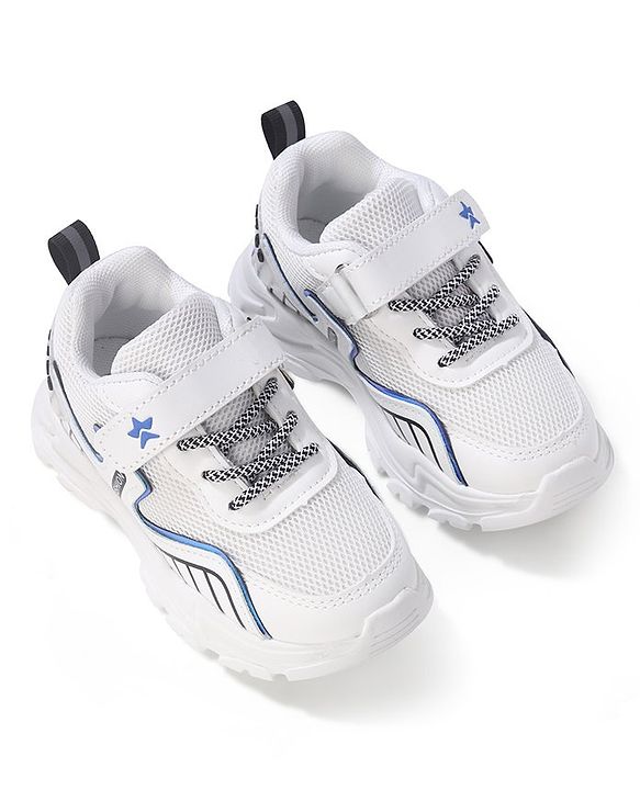 Cute Walk by Babyhug Sneakers Shoes With Velcro Closure Solid - White