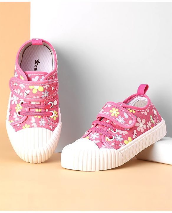 Cute Walk by Babyhug Casual Shoes with Velcro Closure Floral Print - Fuchsia